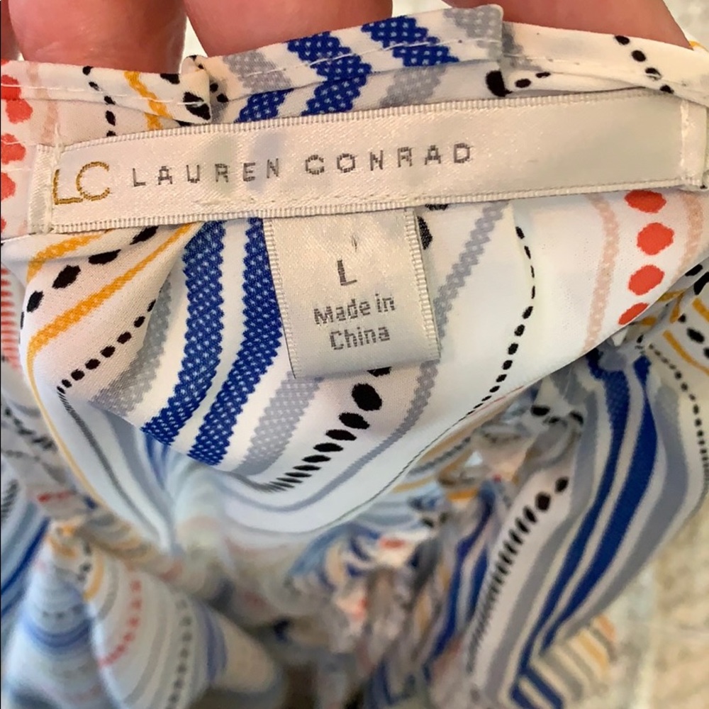 Lauren Conrad EUC striped bow tie back blouse - Picture 5 of 8